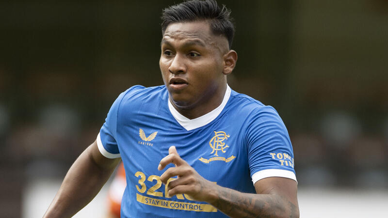 Zittersieg für zehn <a href='/de/daten/news/fussball/glasgow-rangers/' class='tag'>Glasgow Rangers</a>