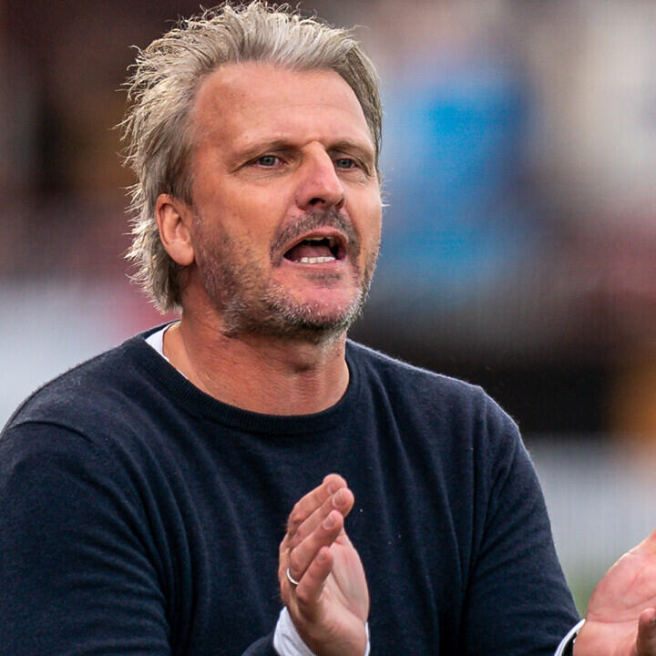 Schopp schreibt zum Auftakt mit Barnsley an