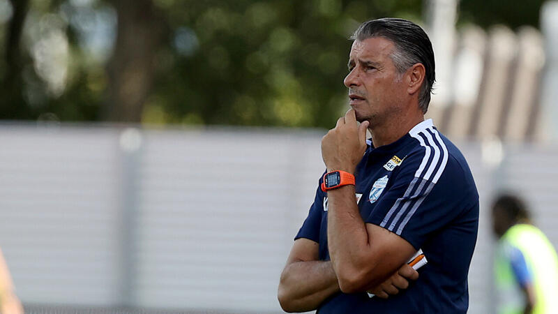 Vercoacht! Russ gesteht Fehler ein