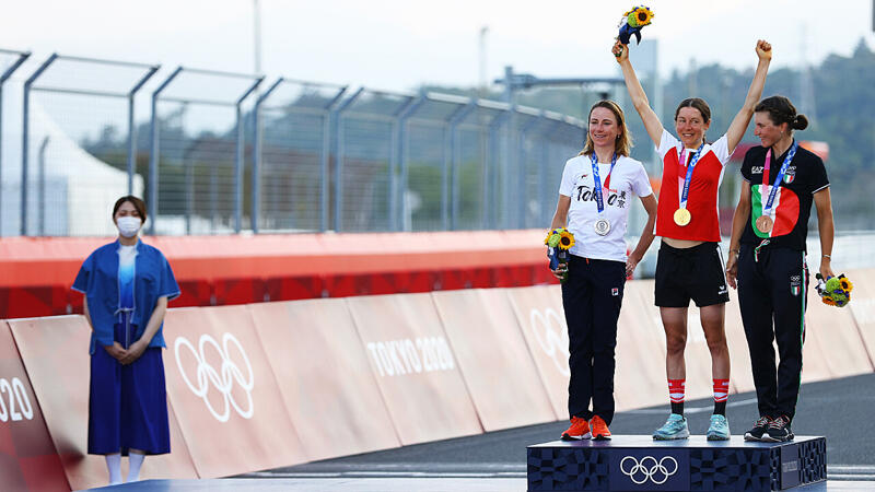 Pressestimmen: "Plötzlich Olympiasiegerin"
