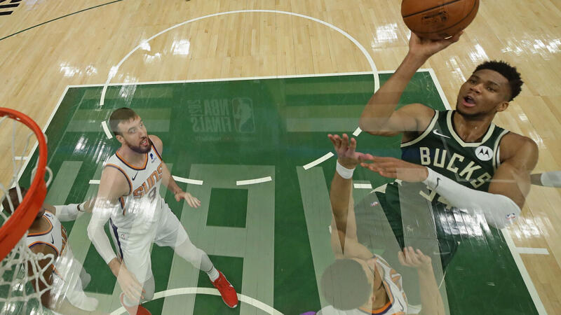 Bucks verkürzen in <a href='/de/daten/news/basketball/nba/' class='tag'>NBA</a>-Finals gegen Suns auf 1:2