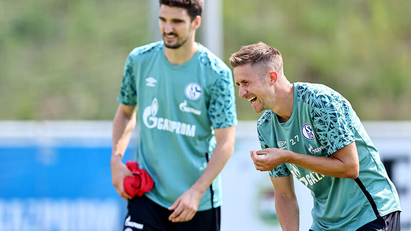 Schalke startet 2. Bundesliga gegen HSV