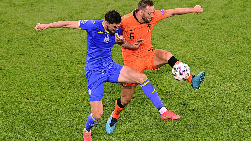 <a href='/de/daten/news/fussball/stefan-de-vrij/' class='tag'>Stefan de Vrij</a>