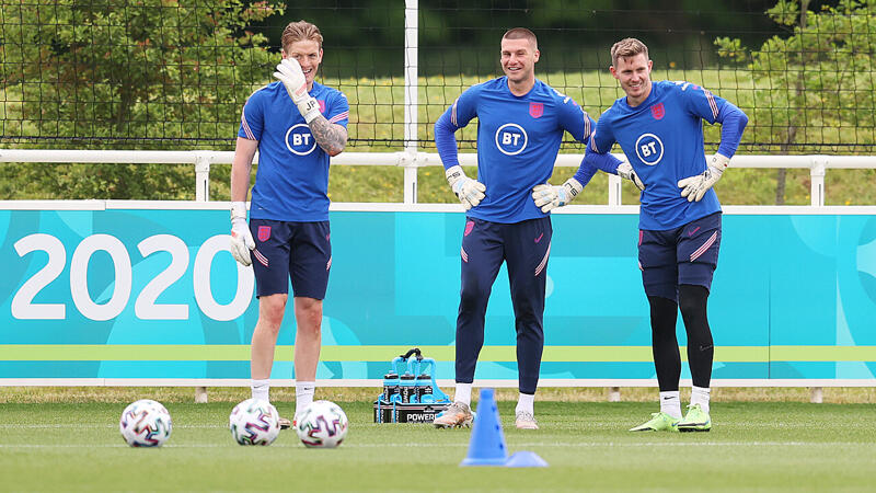 England nimmt Torhütertausch vor