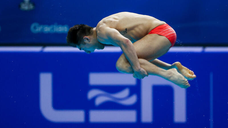 <a href='/de/daten/news/schwimm-em/' class='tag'>Schwimm-EM</a>: Knoll und Lotfi verpassen Turm-Finale