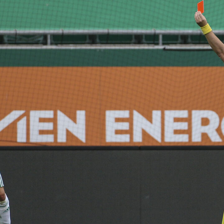 VIDEO: Zweifelhafte Rapid-Rote im Schlager