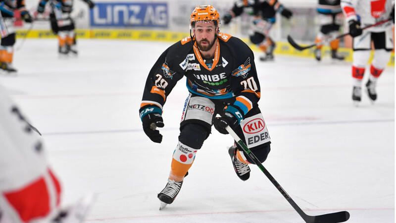 Stürmer Will Pelletier bleibt bei den Black Wings