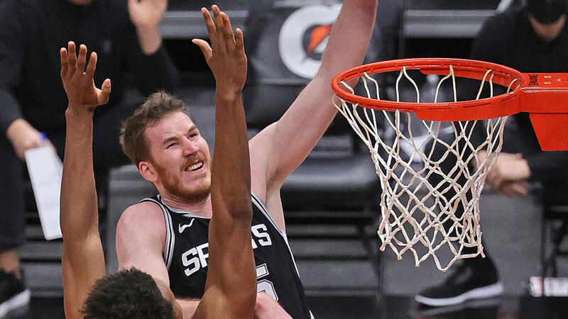 Pöltl bei Comeback-Sieg der Spurs überragend