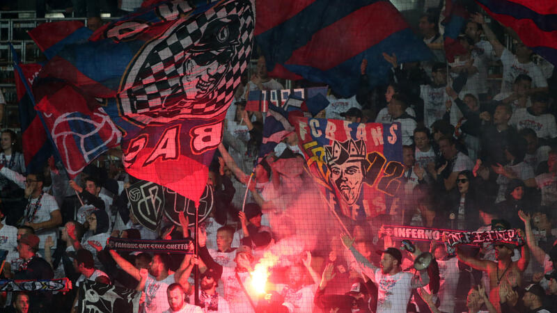4.000 Basel-Fans protestieren vor Stadion