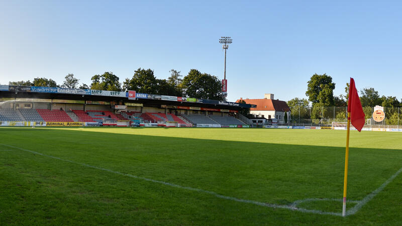 <a href='/de/daten/news/fussball/vorwaerts-steyr/' class='tag'>Vorwärts Steyr</a> präsentiert Stadionpläne