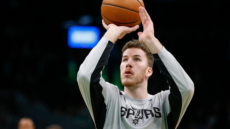 Pöltl verliert mit Spurs gegen Warriors