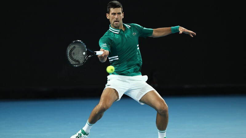 Djokovic nach Krimi gegen Zverev im AO-Halbfinale