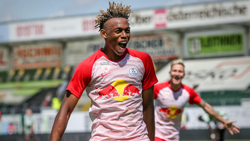 RB Salzburg verleiht <a href='/de/daten/news/junior-adamu/' class='tag'>Junior Adamu</a>