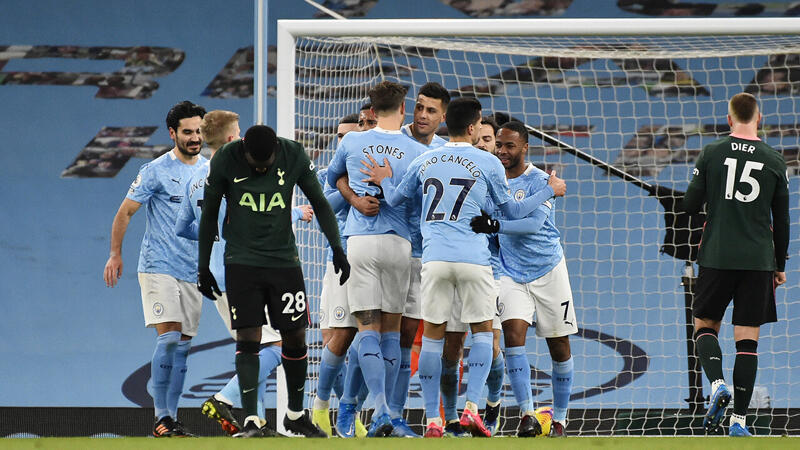 <a href='/de/daten/news/fussball/manchester-city/' class='tag'>Manchester City</a> führt Tottenham vor