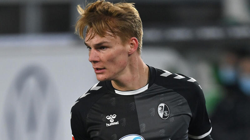 <a href='/de/daten/news/fussball/philipp-lienhart/' class='tag'>Philipp Lienhart</a> kritisiert Ablösen und Gehälter