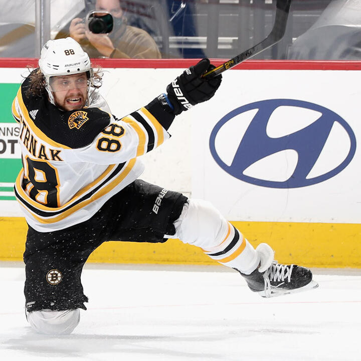 Pastrnak-Hattrick erlegt Raffls Flyers