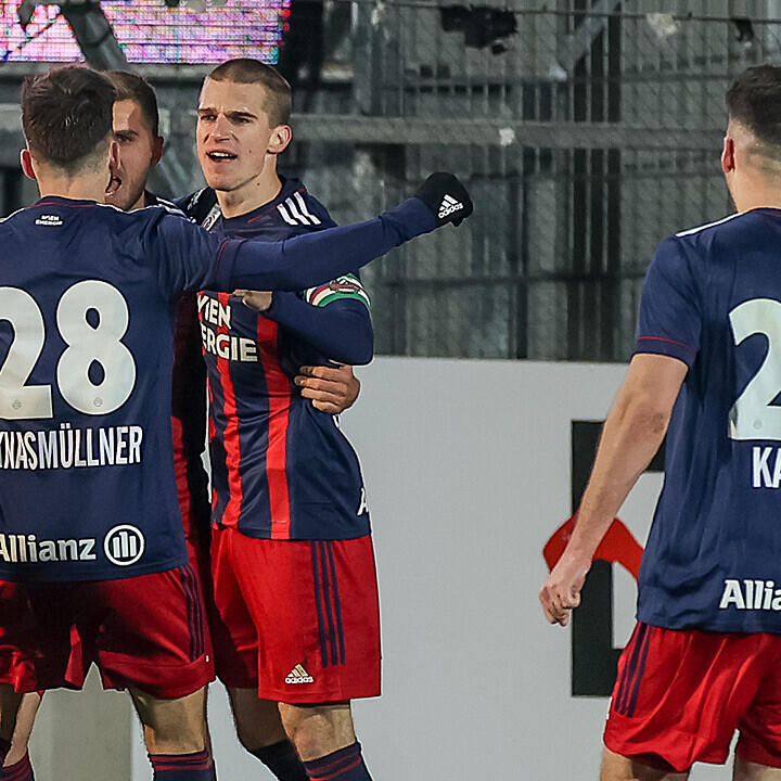 Kühbauer nach Sieg beim LASK: "Träumen ist super"