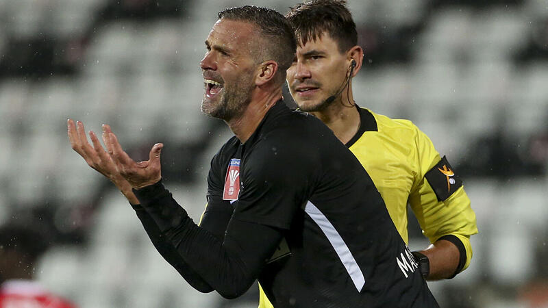 <a href='/de/daten/news/stefan-maierhofer/' class='tag'>Stefan Maierhofer</a>: "Viele tun Magath sehr Unrecht"