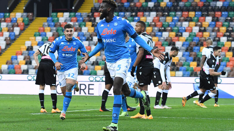Napoli und <a href='/de/daten/news/fussball/lazio-rom/' class='tag'>Lazio Rom</a> feiern Auswärtssiege