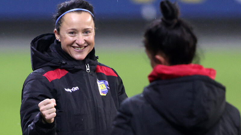 Am Stammtisch bei <a href='/de/daten/news/andy-ogris/' class='tag'>Andy Ogris</a>: Maria Wolf