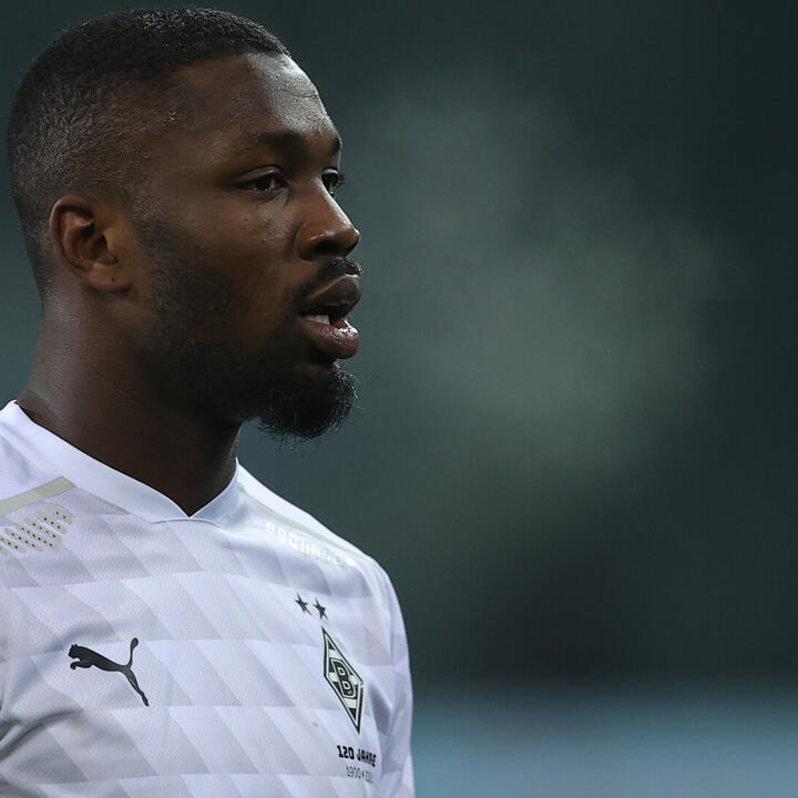 Thuram meldet sich nach Spuck-Attacke zu Wort