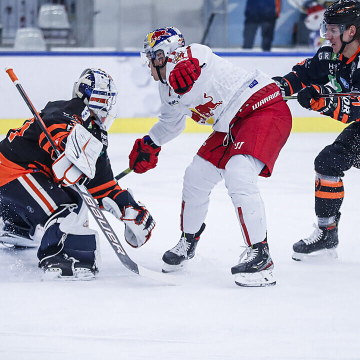 10:2! Salzburg schießt 99ers aus der Halle