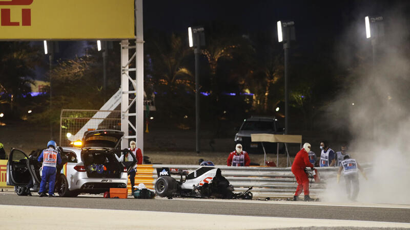 F1 Feuer-Crash Grosjean Bahrain Diashow