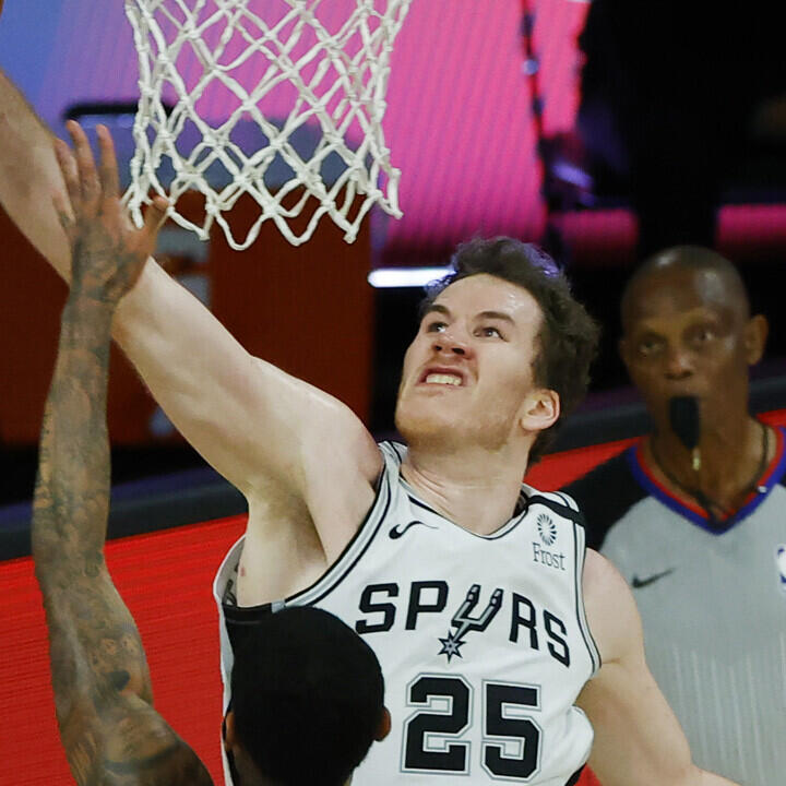 Pöltl kratzt bei Spurs-Sieg an Bestleistung