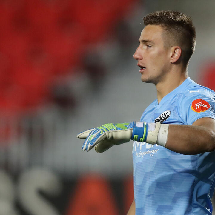 Goalie Martin Fraisl mit Sandhausen nur Remis