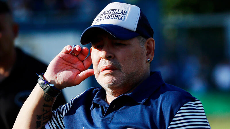 Not-Operation bei Diego Maradona
