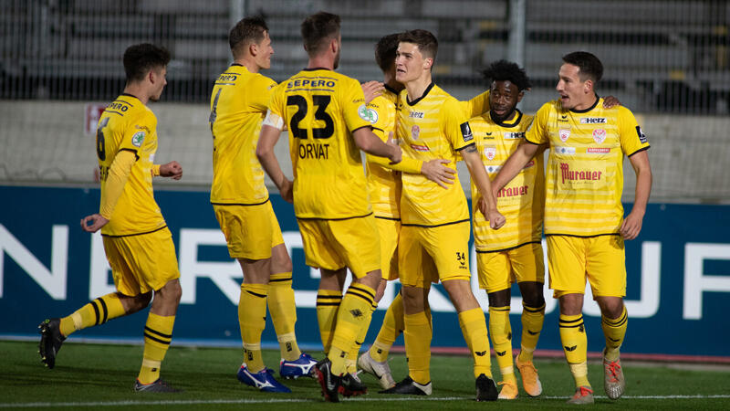 <a href='/de/daten/news/fussball/2--liga/' class='tag'>2. Liga</a>: Der KSV siegt souverän bei den Juniors