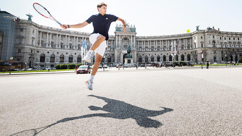 Dominic Thiem: Tennisspielend durch Wien