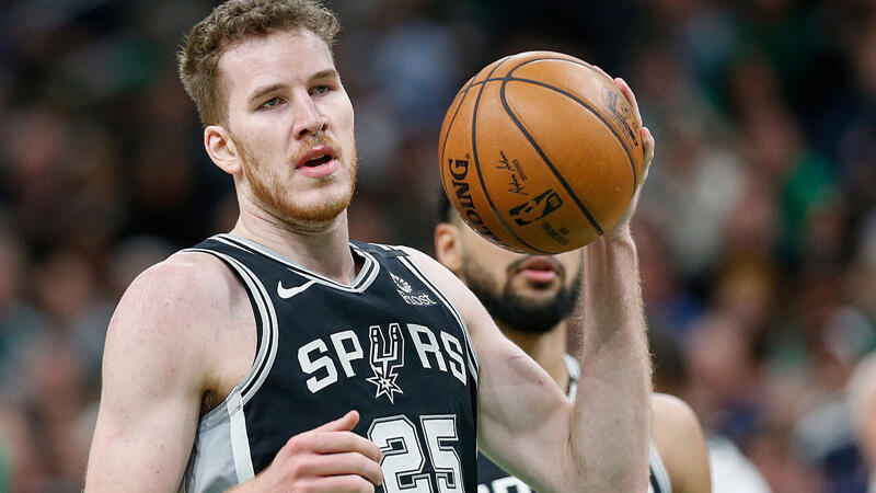 <a href='/de/daten/news/basketball/jakob-poeltl/' class='tag'>Jakob Pöltl</a>: "Verspüre gewisse Anspannung"