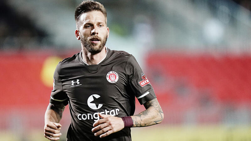 "Schwierige Zeit" auf Schalke für Burgstaller