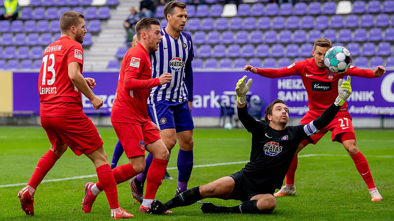 Düsseldorf holt gegen Regensburg 0:2-Rückstand auf