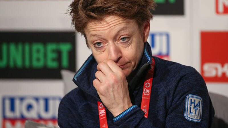 FIS feuert Generalsekretärin Sarah Lewis