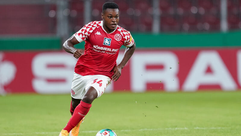 Wolfsburg holt Ridle Baku aus Mainz