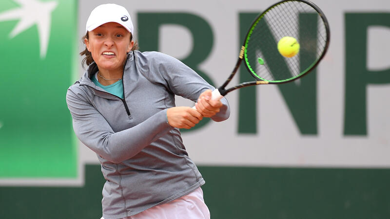 DIASHOW: Die kuriosen Herbst-Outfits bei den French Open 2020