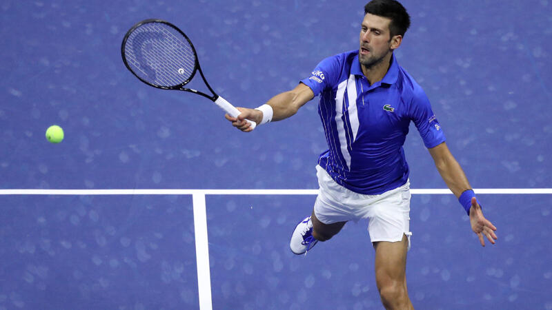 Djokovic stürmt ins Achtelfinale
