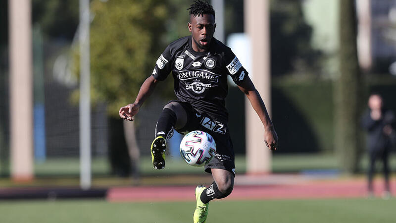 Vier Sturm-Kicker in die <a href='/de/daten/news/fussball/2--liga/' class='tag'>2. Liga</a>