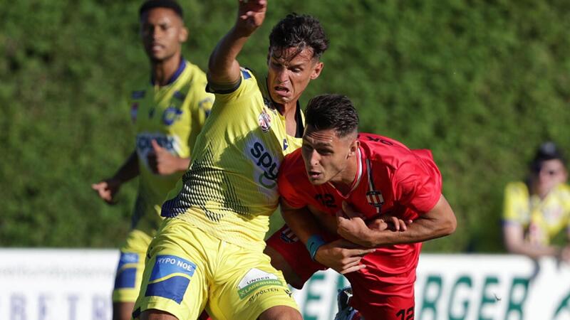 Slavia Prag schießt <a href='/de/daten/news/fussball/skn-st--poelten/' class='tag'>SKN St. Pölten</a> ab