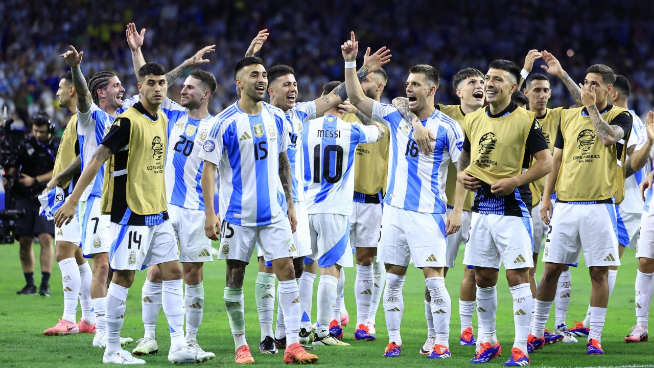 Messi verschießt Elfer: Argentinien im Copa-Halbfinale