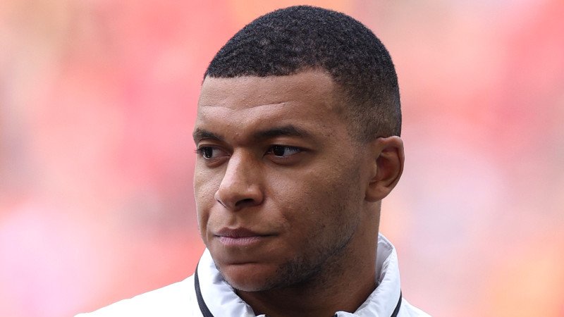 "Brenzlige Situation" – Mbappé erneuert Appell gegen Rechts