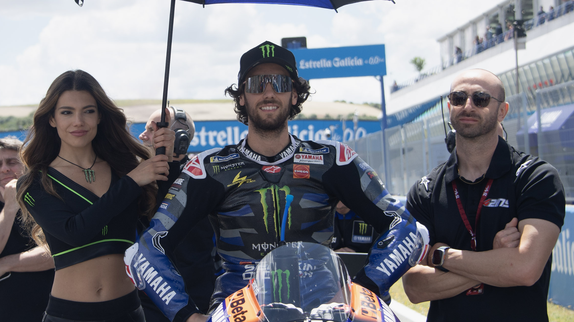 Yamaha verlängert Vertrag mit verletztem Piloten