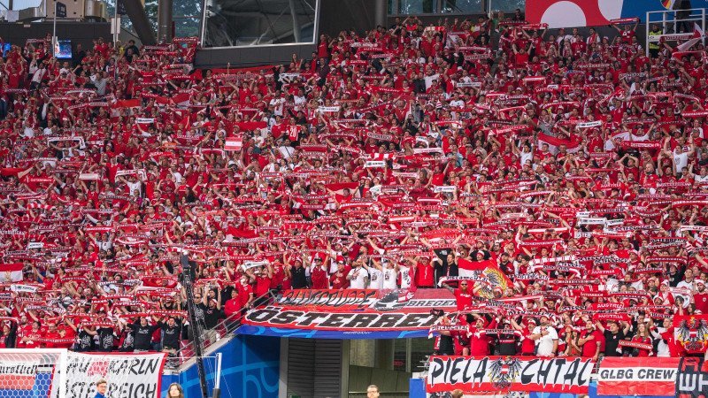 "Fankurve Österreich" mit Stellungnahme zu Leipzig-Vorfällen