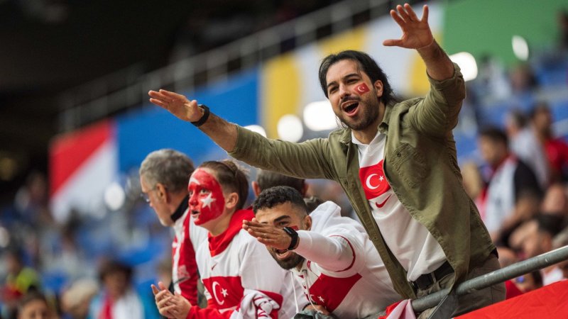 Die besten Fan-Bilder des Österreichs-Matchs in Leipzig