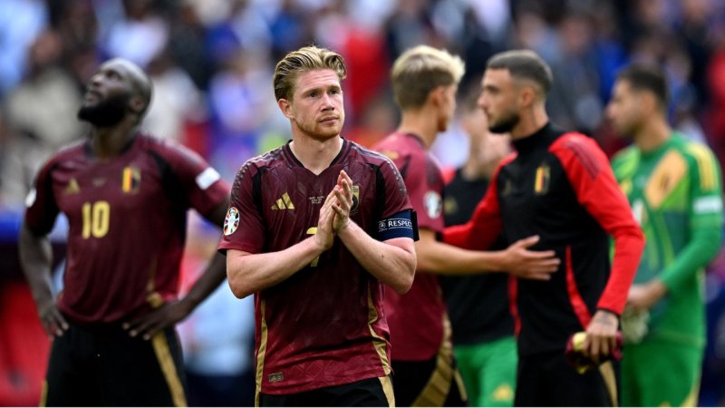 Nach Achtelfinal-Aus: De Bruyne schließt Rücktritt nicht aus