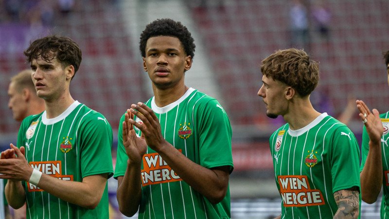 Offiziell! Fally Mayulu verlässt Rapid