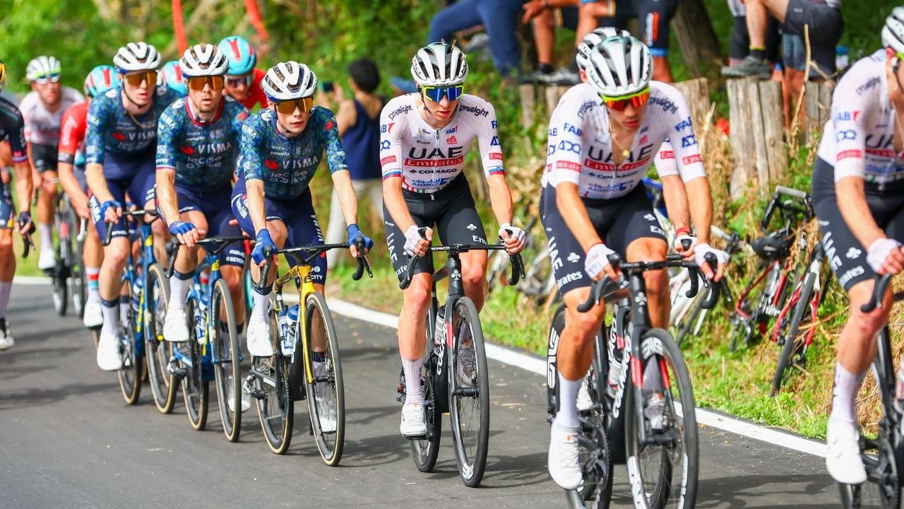 Kollision! Nächster Fan-Aufreger bei der <a href='/de/daten/news/radsport/tour-de-france/' class='tag'>Tour de France</a>