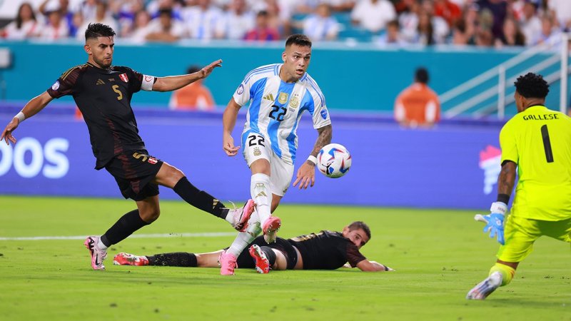 Argentinien cruist zu Gruppensieg - auch Kanada weiter